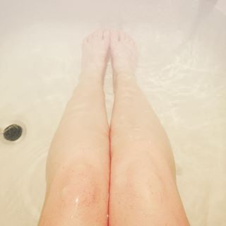  I am so tired can I just sleep in the bath for three days 
