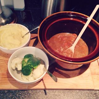  Since it's finally December I thought I'd slow-cook some beef stew and make some mash  